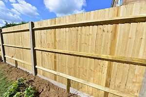 An example of Closed Board Fencing with Arris Rails